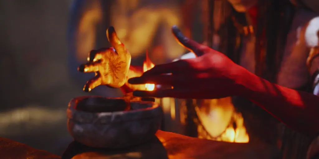 varang holding fire scene