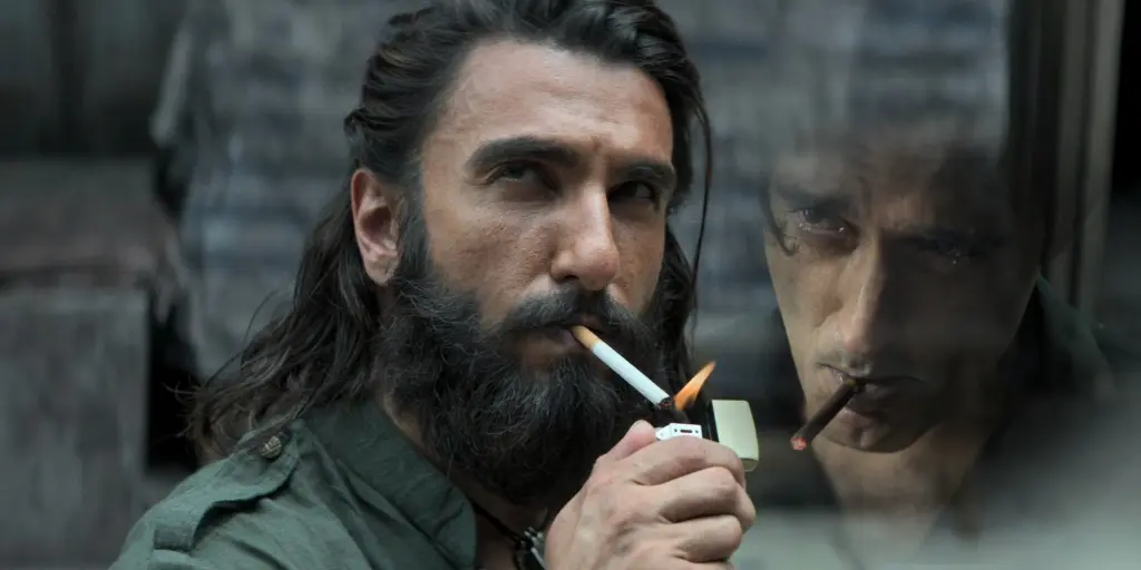 Dhurandhar Part 2 Akshaye Khanna Flashback Cameo: Ghost Theory vs. Reality 3 Dhurandhar Part 2 Rehman Dakait ghost hallucination theory